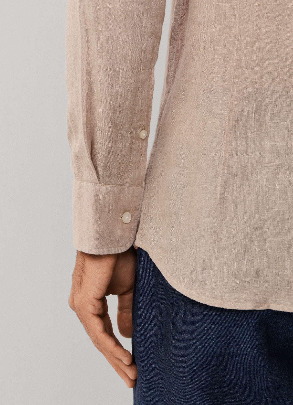 TAUPE-BEIGE
