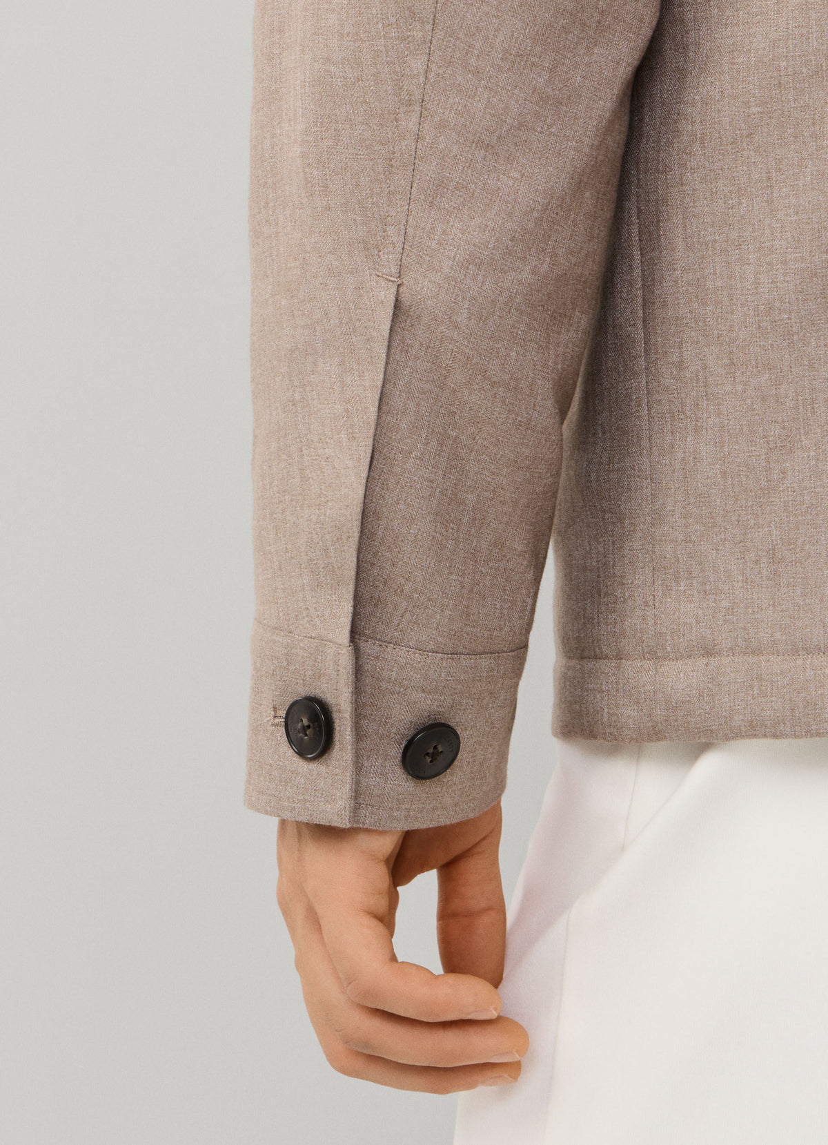TAUPE-BEIGE